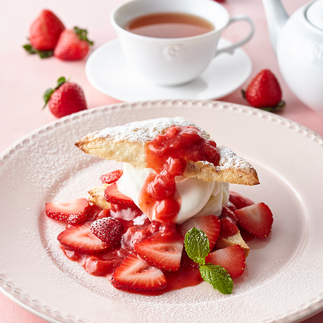 苺づくしのスイーツ 苺柄の紅茶やお菓子が登場 Afternoon Tea