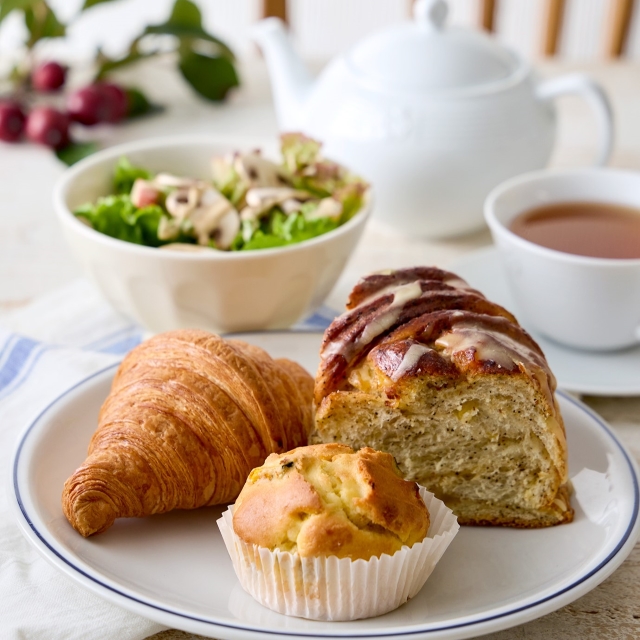 【事前Web予約制】パンと紅茶を楽しむ「ブレッドブランチセット」限定8店舗で開催
