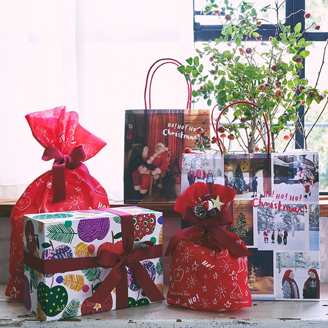 GIFT WRAPPING