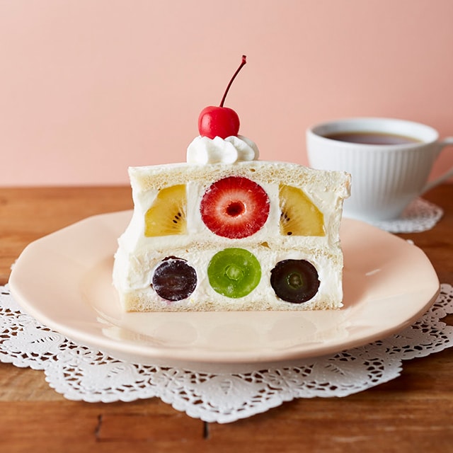 アフタヌーンティーの誕生日を記念した3日間限定メニューが登場 Afternoon Tea