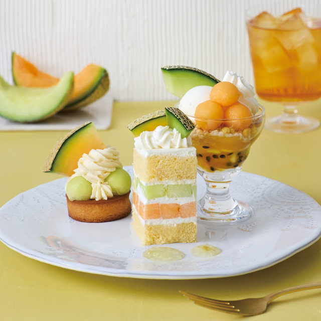 4店舗限定 2種のメロンを楽しむ初夏限定スイーツが登場