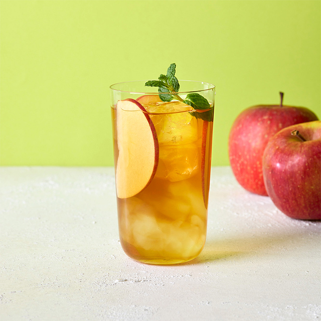 水出しアイスティーを楽しむレシピ「シャルドネダージリンとりんごのジュレッティー」