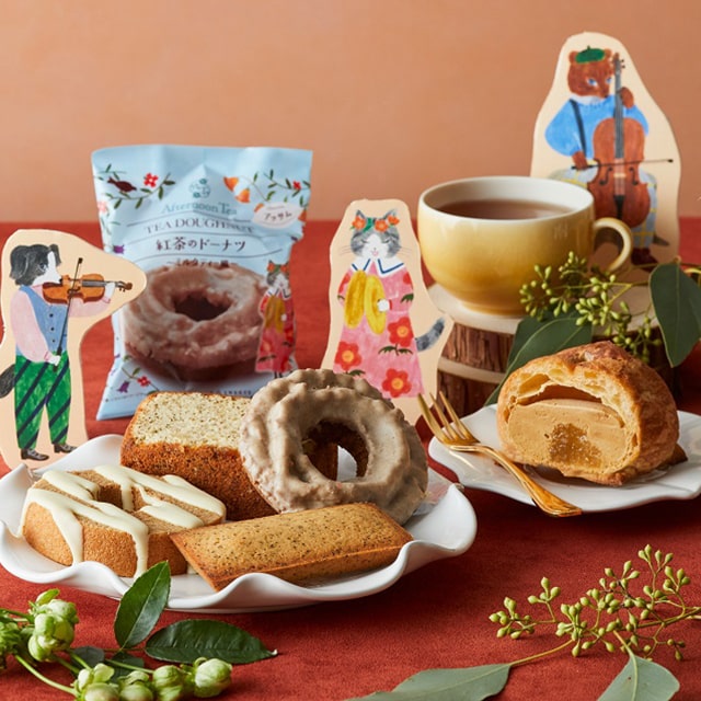 ■Afternoon Tea監修 パイアイスや焼き菓子、ティーラテなど6種類が全国のファミリーマートに登場
