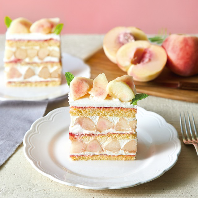フレッシュフルーツショートケーキ 白桃（7/24～8/13）