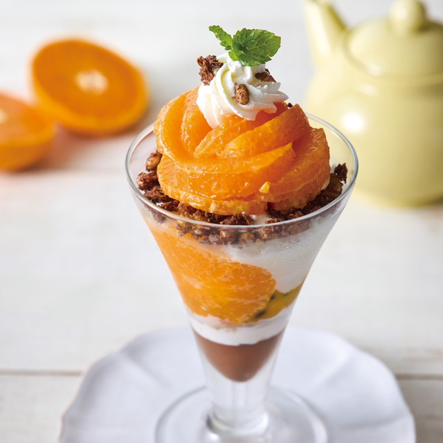 フレッシュフルーツパフェ　紅まどんな