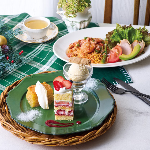 選べるパスタとアフタヌーンティーのセット（ベリー）