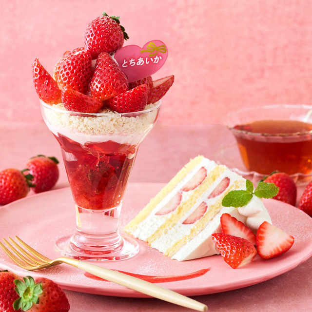 とちあいかづくしのスイーツプレート（栃木県産とちあいかのパフェ＆ショートケーキ）